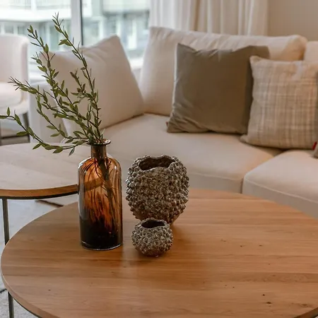 Huswell - Luxury With Parking In Apartament *