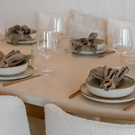 Huswell - Luxury With Parking In Apartament *