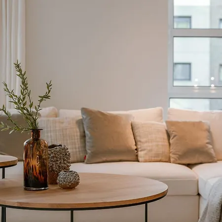 Apartament Huswell - Luxury With Parking In