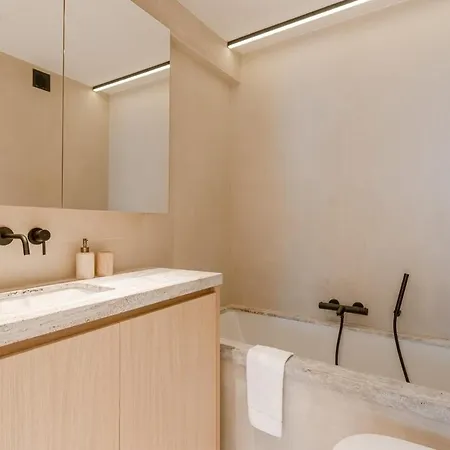 Apartament Huswell - Luxury With Parking In