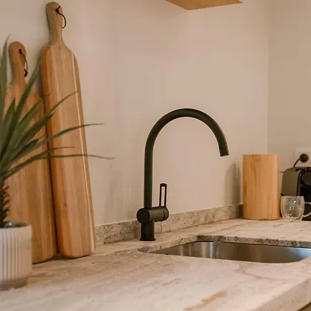 Apartament Huswell - Luxury With Parking In *